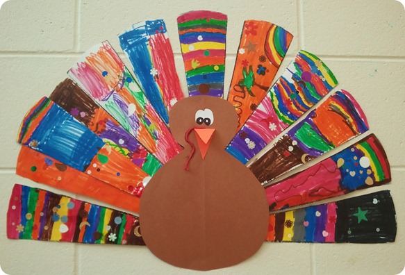 Are you planning to teach about wild turkeys this Thanksgiving season? This post will provide you a few resources to start your unit off strong, along with book recommendations. Included are a free printable wild turkey poster, turkey vocabulary cards, and a vocabulary worksheet. There are also several turkey fiction picture books you can use, too. #kindergarten #firstgrade #secondgrade #thanksgiving #preschool #labelingactivity #free #printable #worksheet #thanksgiving #fall #holiday #wildturkeys #teaching #education #freebie