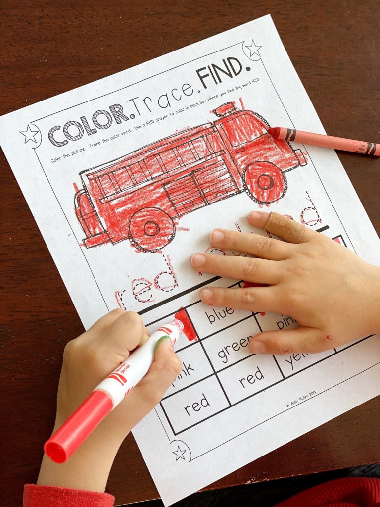 Color red activity sheet for preschool and kindergarten.